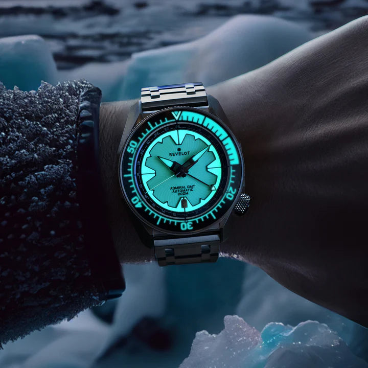 R10 Admiral GMT Glacier Luminova Steel