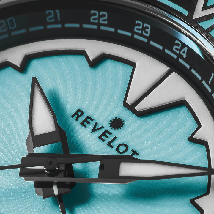 R10 Admiral GMT Glacier Luminova Steel