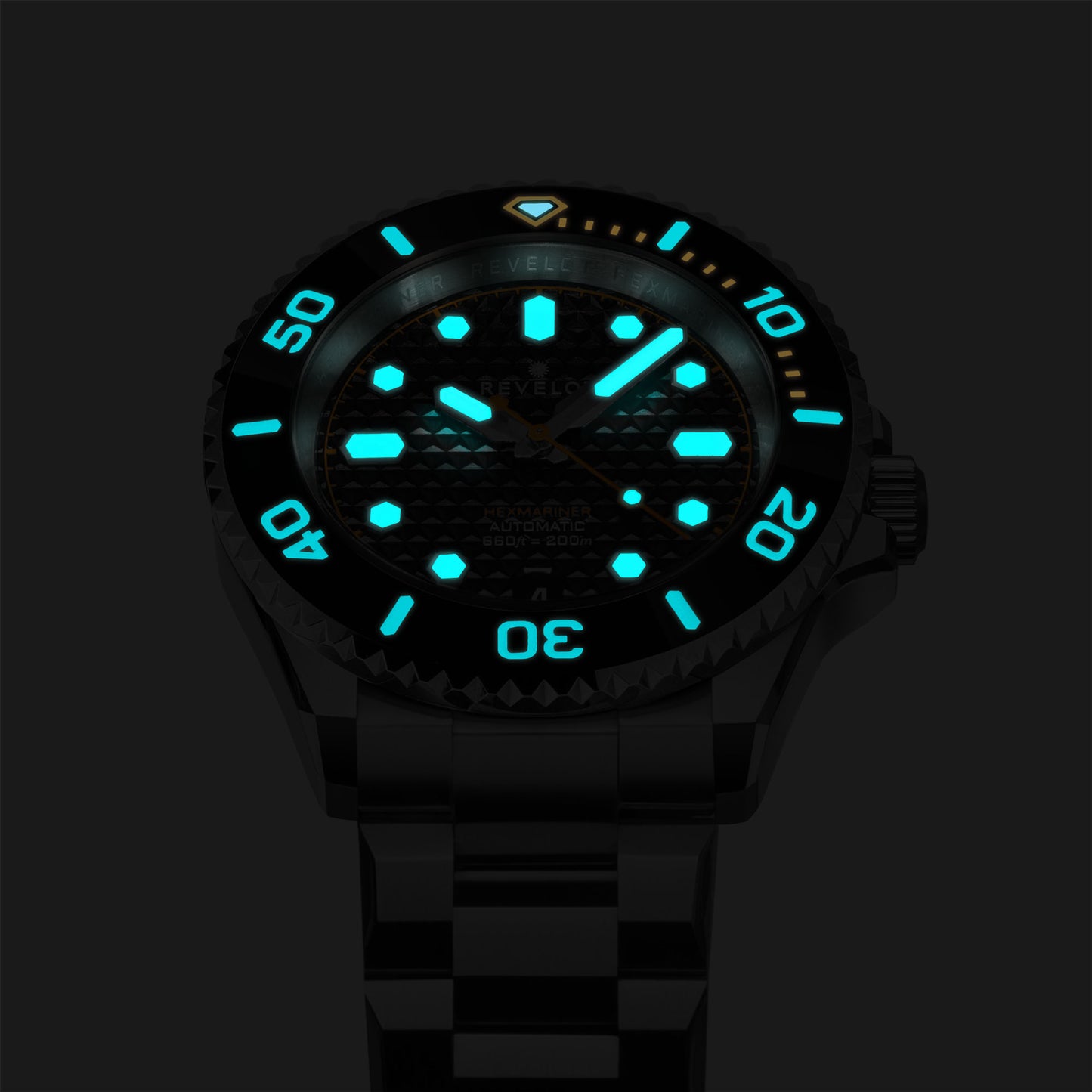 Hexmariner 39 Black Ember Steel