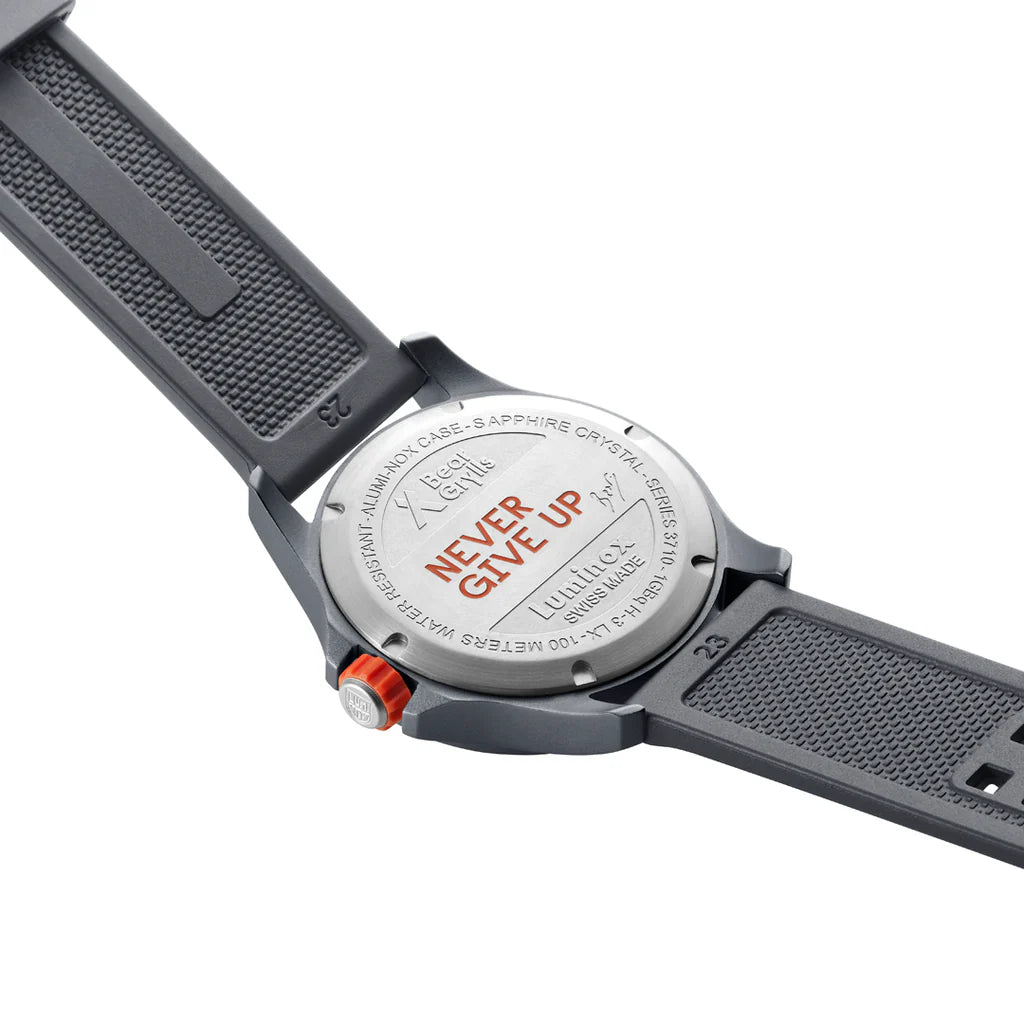 Bear Grylls Survival LAND ALUMINOX LM3716