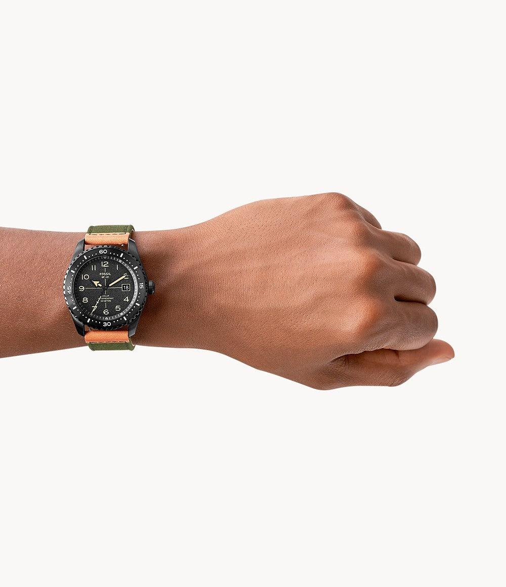 Limited Edition Df-01 Solar-powered Olive Leather And Denim Watch