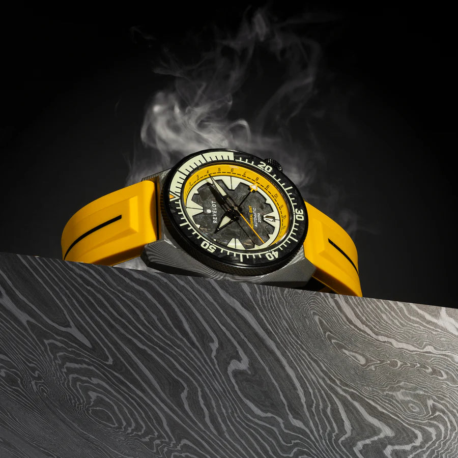 R10 Admiral GMT Damascus Carbon Fiber Limited Edition