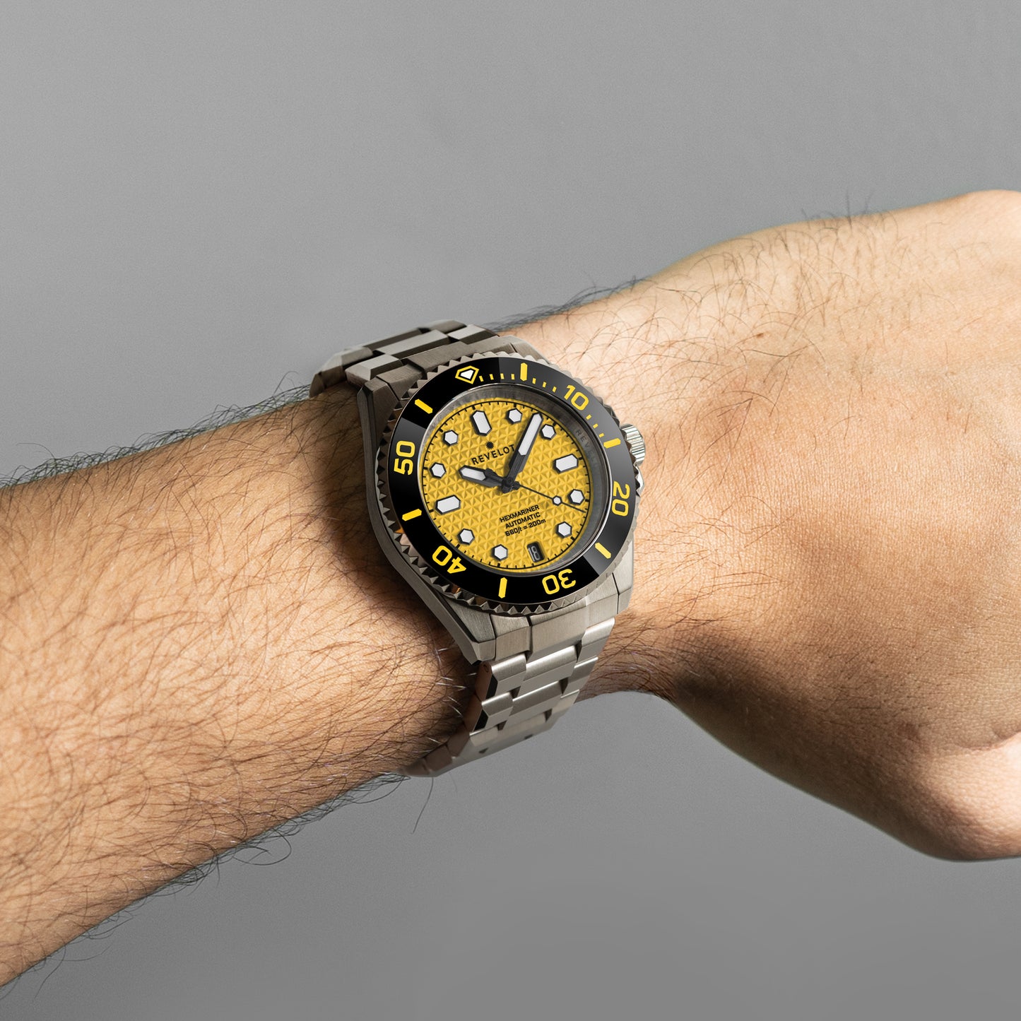 Hexmariner 39 Yellow Luminova Steel